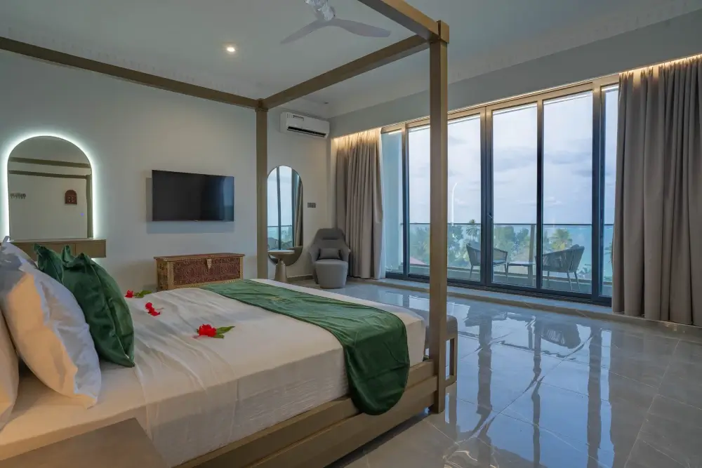 Deluxe Suite 1