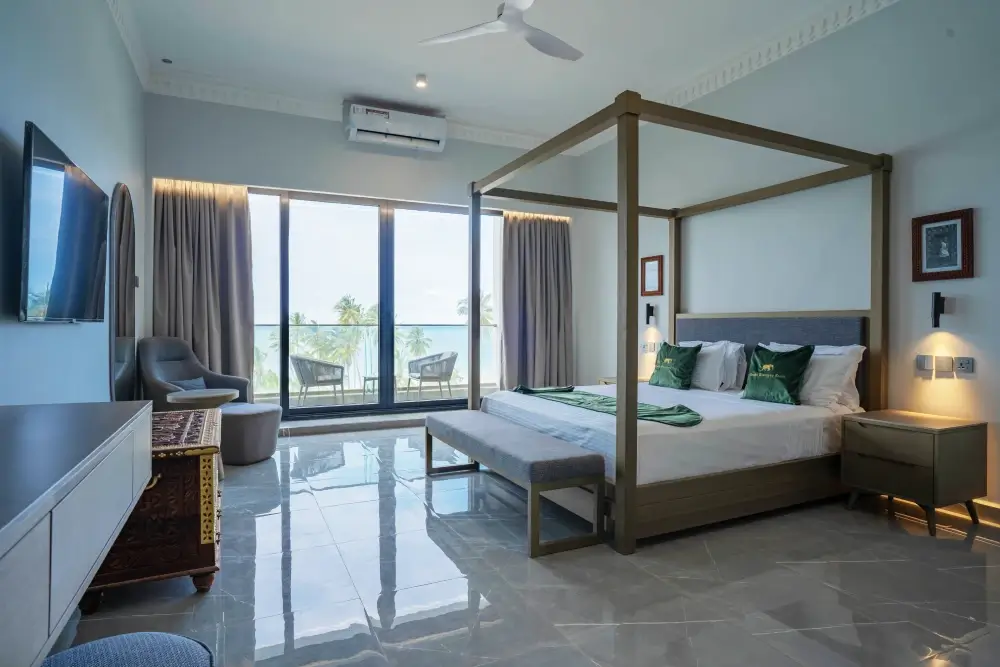 Deluxe Suite 1