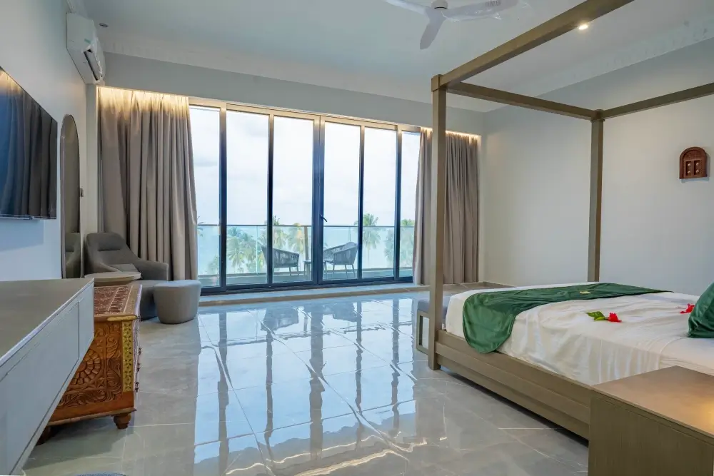 Deluxe Suite 1