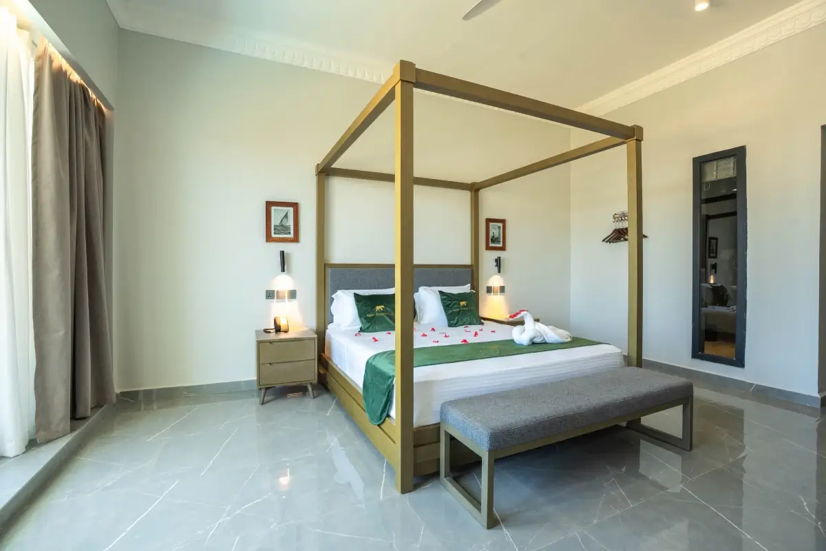 Deluxe Suite 1