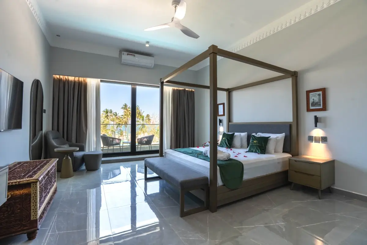 Deluxe Suite 1
