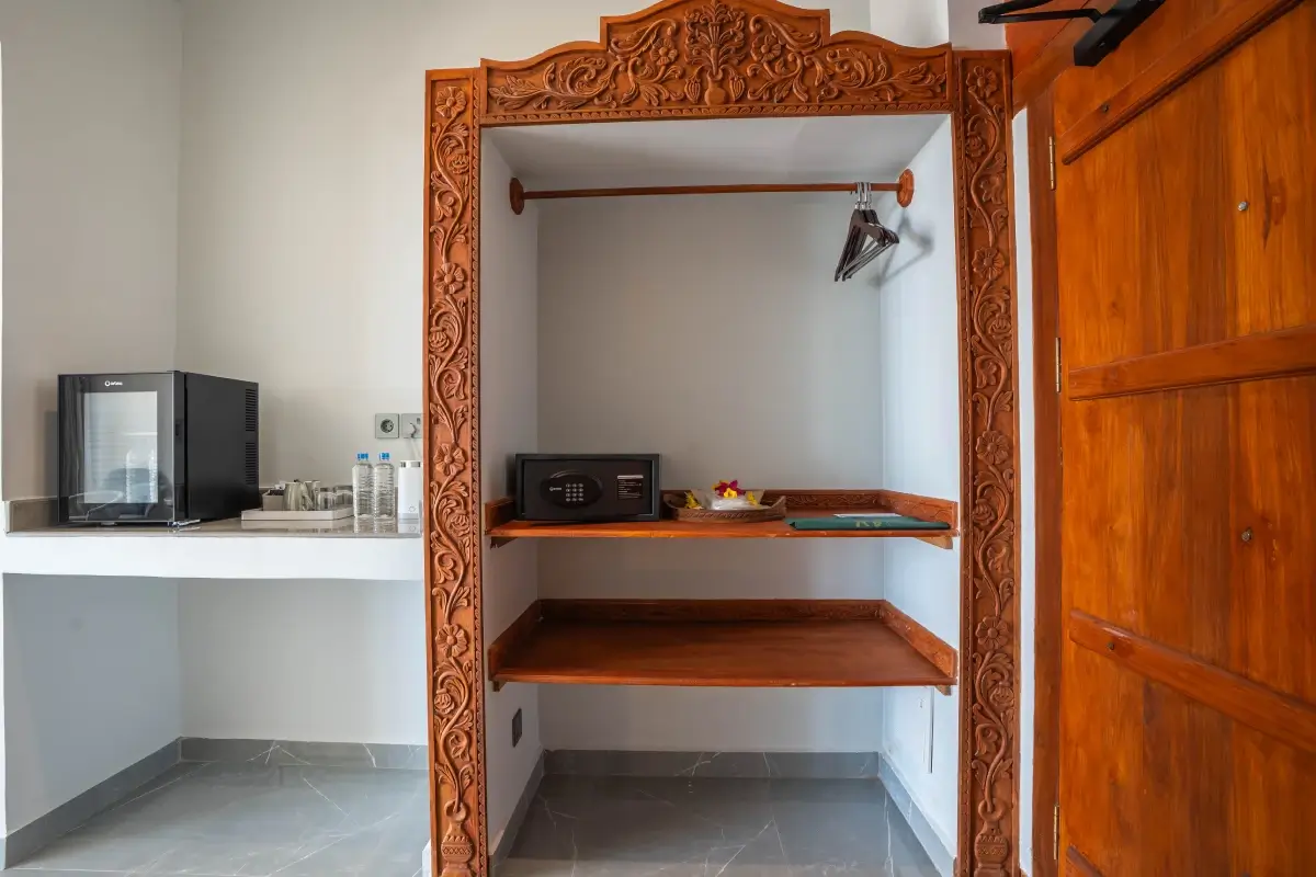 Deluxe Suite 1