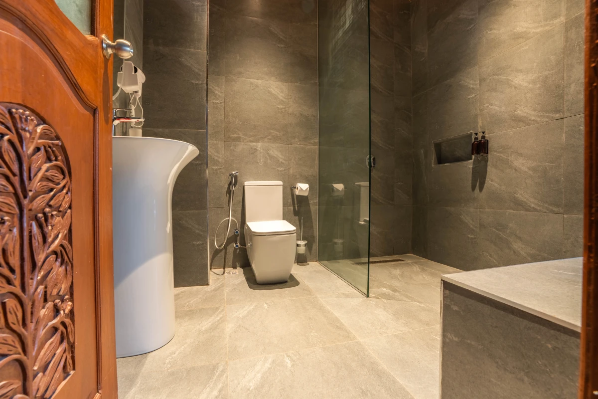 Deluxe Suite 1